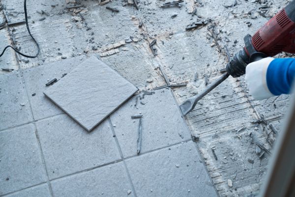 Flooring Removal Service in Seneca