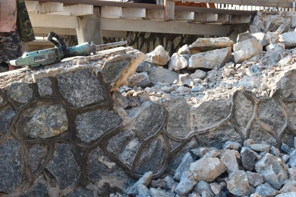 Retaining Wall Demolition in Seneca